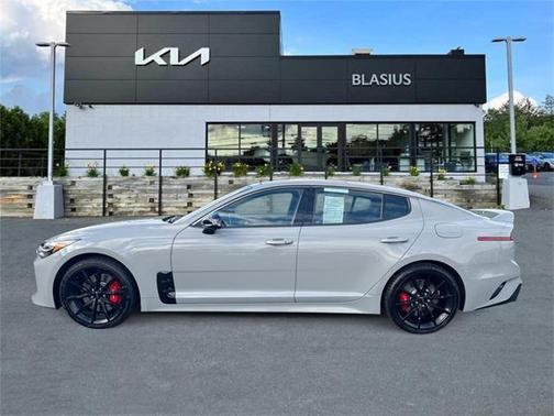 2022 Kia Stinger GT2