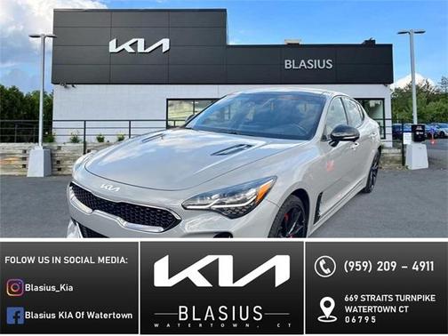 2022 Kia Stinger GT2