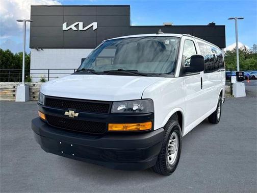 2022 Chevrolet Express 2500 LS