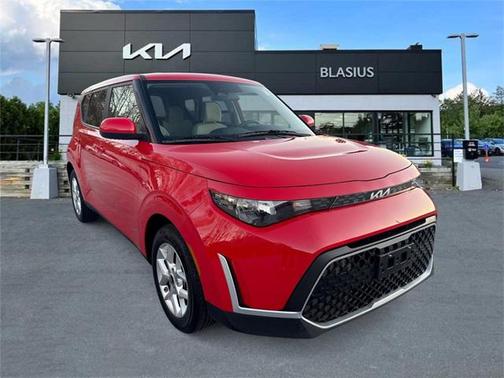 2024 Kia Soul LX