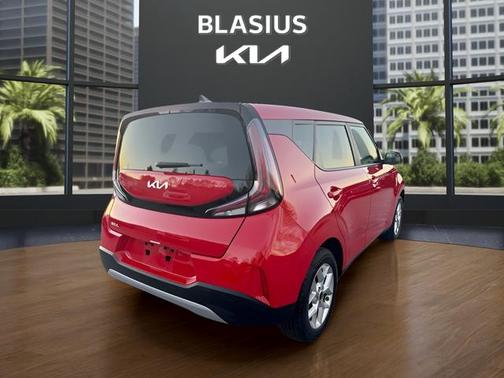 2024 Kia Soul LX