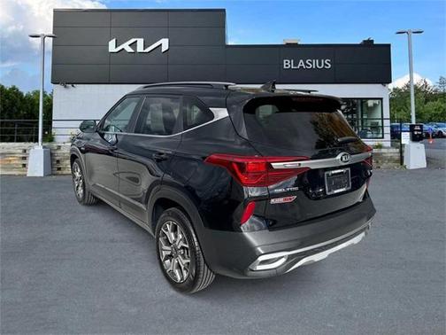2021 Kia Seltos EX