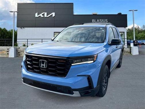2023 Honda Pilot AWD TrailSport