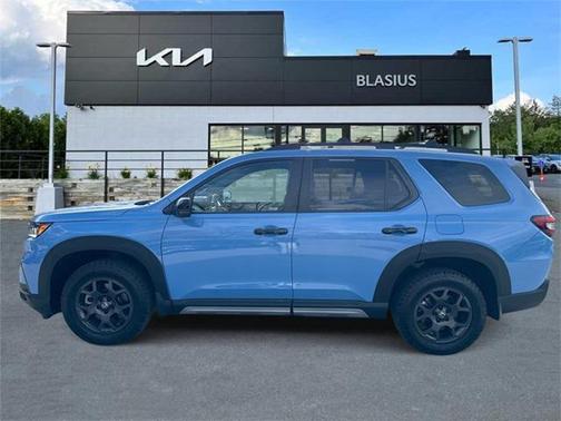 2023 Honda Pilot AWD TrailSport