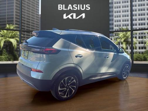 Tide Metallic (Ice Blue) 2023 Chevrolet Bolt EUV FWD Premier