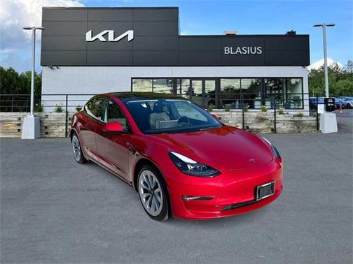 2022 Tesla Model 3 Long Range