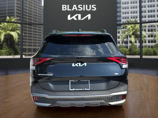 Fusion Black 2023 Kia Sportage Plug-In Hybrid X-Line Prestige