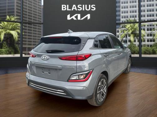 2023 Hyundai KONA EV SE