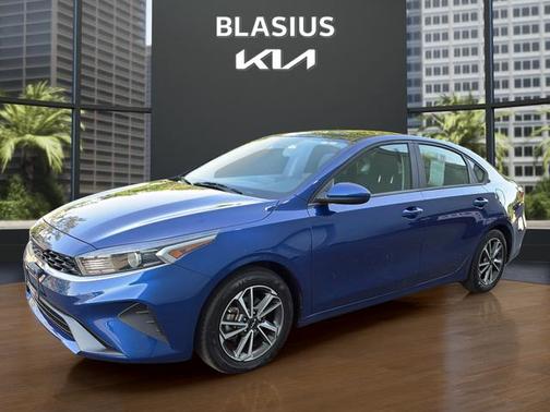 Deep Sea Blue 2022 Kia Forte LXS