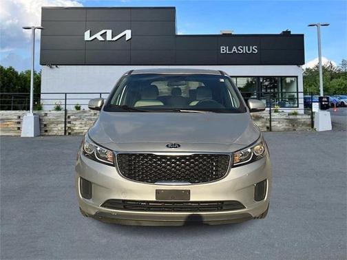 2016 Kia Sedona LX