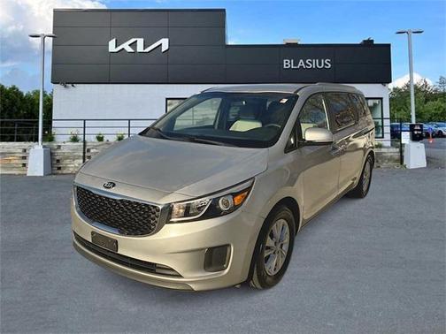 2016 Kia Sedona LX