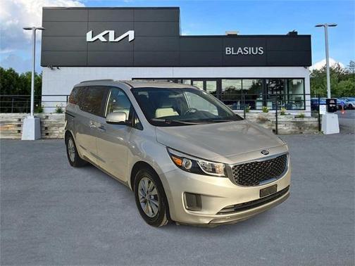 2016 Kia Sedona LX