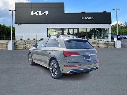 2023 Audi Q5 45 S line Premium Plus