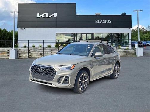 2023 Audi Q5 45 S line Premium Plus