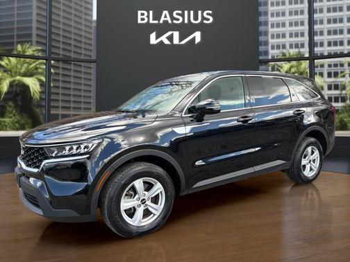 Ebony Black 2023 Kia Sorento LX