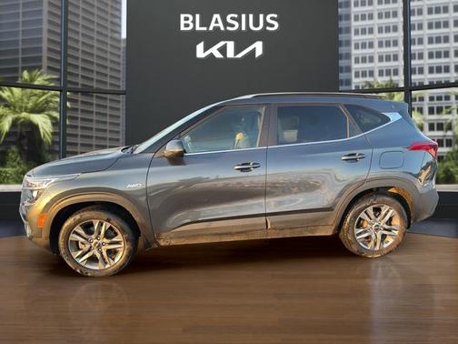 2023 Kia Seltos S