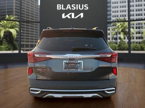 2023 Kia Seltos S