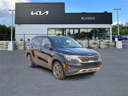 2022 Kia Seltos LX