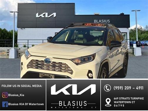 2019 Toyota RAV4 Hybrid SE