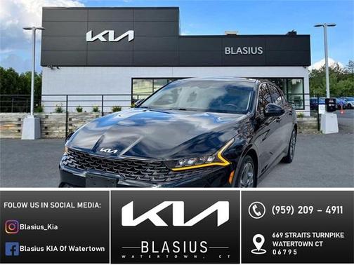 2023 Kia K5 EX