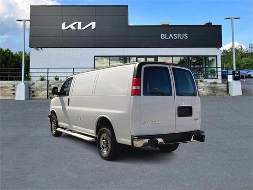 2022 GMC Savana 2500 Work Van