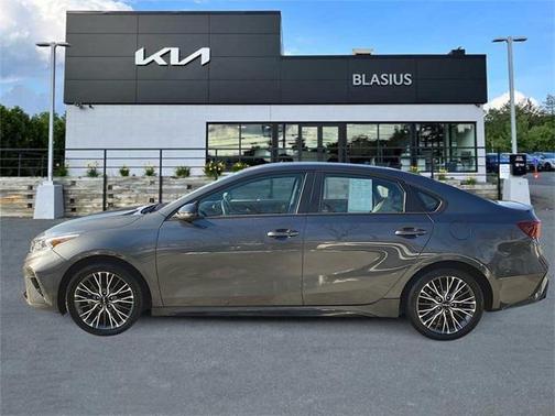 2022 Kia Forte GT-Line