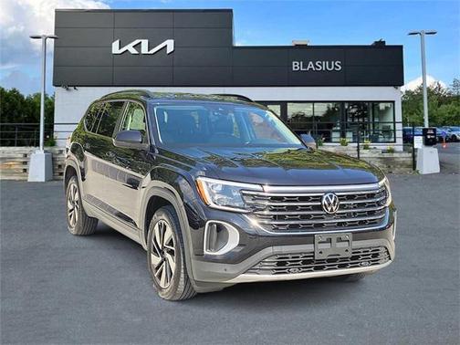 2024 Volkswagen Atlas 2.0T SE w/Technology 4MOTION