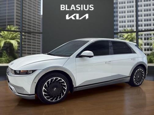 Atlas White 2023 Hyundai IONIQ 5 Limited