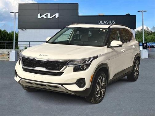 2022 Kia Seltos EX