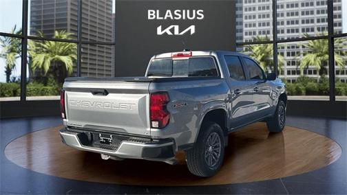 2024 Chevrolet Colorado LT