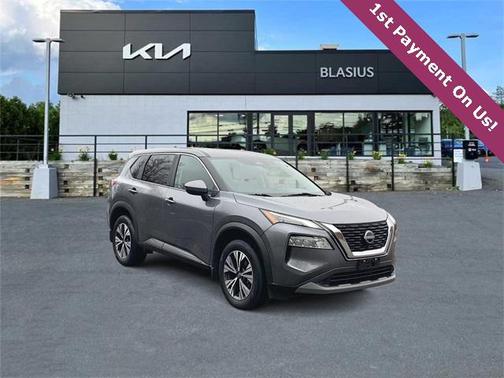 2022 Nissan Rogue SV