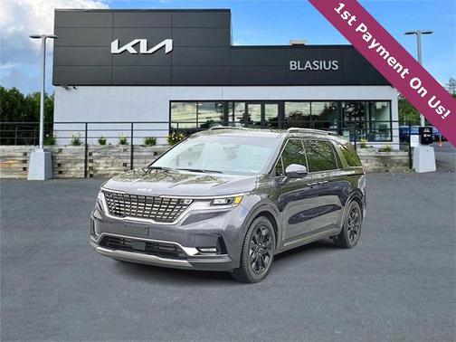 2023 Kia Carnival SX