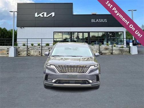 2023 Kia Carnival SX
