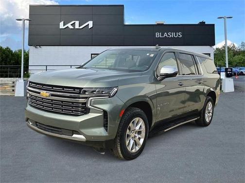 2023 Chevrolet Suburban Premier