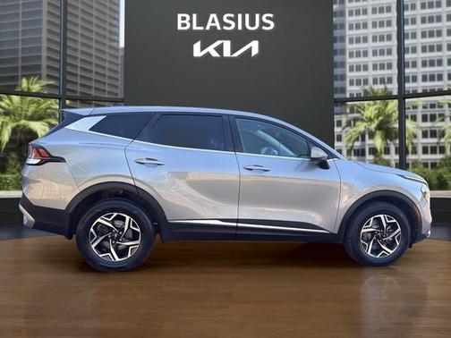 Steel Gray 2023 Kia Sportage LX