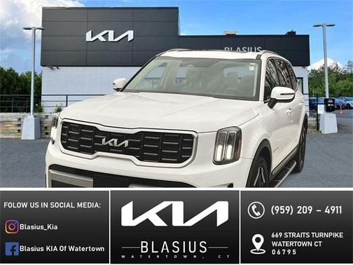 2023 Kia Telluride S