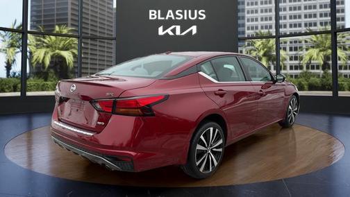 2021 Nissan Altima SR Intelligent AWD