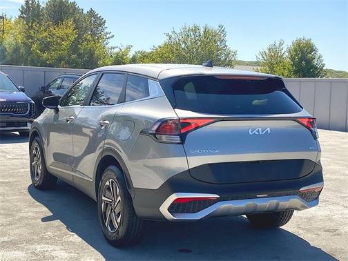 2023 Kia Sportage Hybrid LX