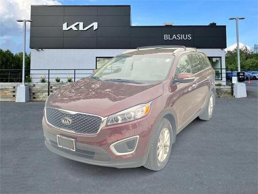 2016 Kia Sorento LX