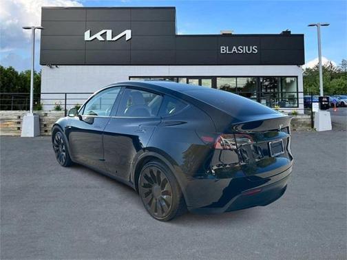 2022 Tesla Model Y Performance Dual Motor All-Wheel Drive
