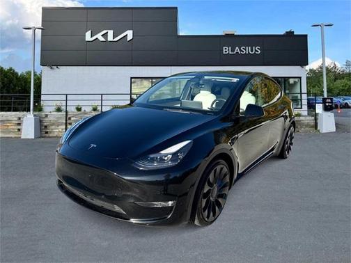 2022 Tesla Model Y Performance Dual Motor All-Wheel Drive