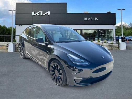 2022 Tesla Model Y Performance Dual Motor All-Wheel Drive