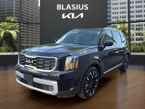 Ebony Black 2024 Kia Telluride SX