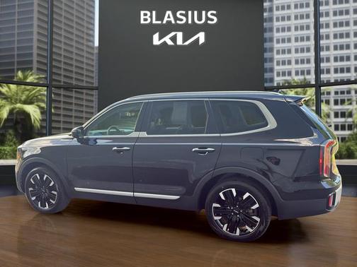 Ebony Black 2024 Kia Telluride SX