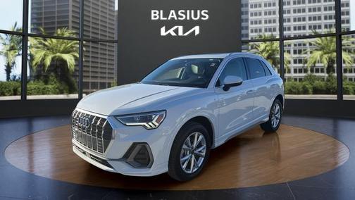 2024 Audi Q3 45 S line Premium Plus