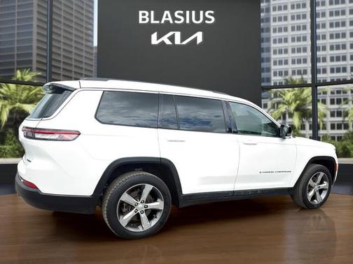 Bright White Clearcoat 2021 Jeep Grand Cherokee L Limited