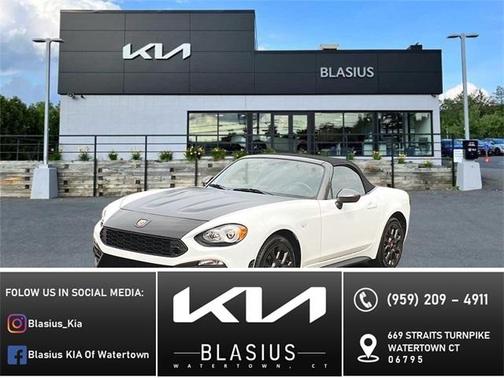 2017 FIAT 124 Spider Base