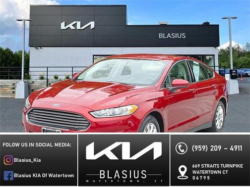 2016 Ford Fusion S