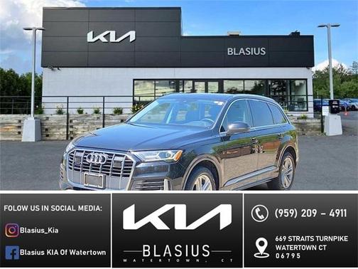 2022 Audi Q7 45 Premium Plus