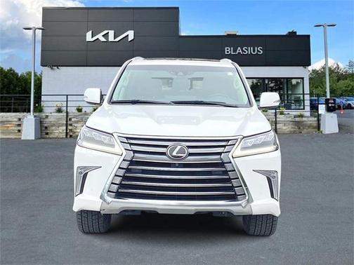 2021 Lexus LX 570 Three-Row